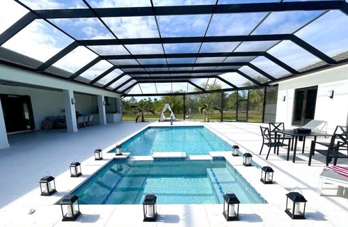 Rural Estates Villa | Luxury Villa The Naples Serenity Pool/spa