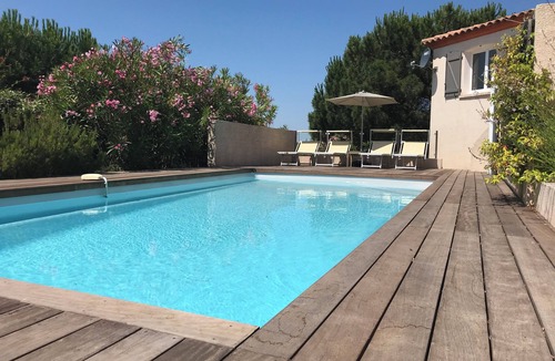 Caunes-Minervois Villa | Luxury villa with a pool and stunning views