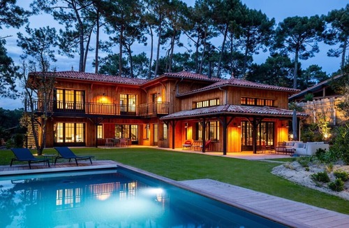 Le Canon Villa | Luxury villa with heated pool