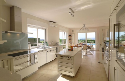 Palau-Saverdera Cottage | Luxury Villa with Private Pool in Costa Brava