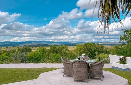 Rieux-Minervois Villa | Luxury villa with pool and panoramic views