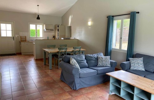 Chalais House | Luxury villa with covered terrace in Chalais