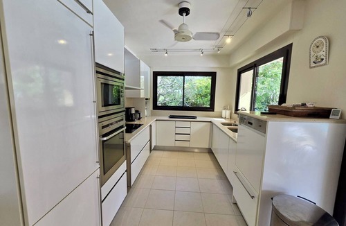 Saint-Florent Villa | Luxury villa with pool by the sea.