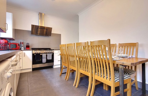 Bournemouth Villa | Luxury Villa with Hot Tub