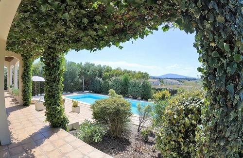 Escales Villa | Luxury villa with heated pool and spa