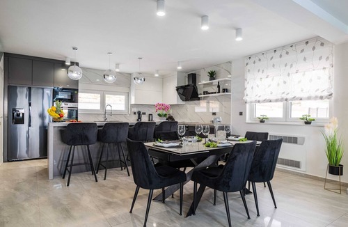 Velim Villa | Luxury Villa with Pool and Jacuzzi