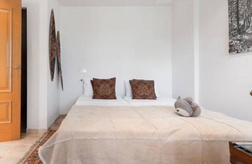 Los Arenales del Sol Ski Chalet | Luxury villa with private pool