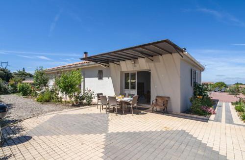 Oupia Villa | Luxury Villa with Private Swimming Pool in Oupia