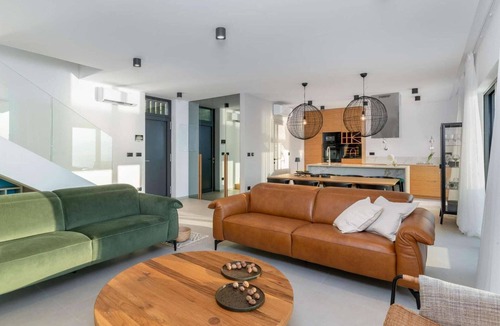 Ravni Villa | Luxury Villa with Sauna