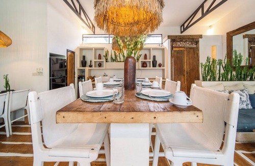 Umalas Villa | Luxury Villa Yogisurf 3 pool & jacuzzi