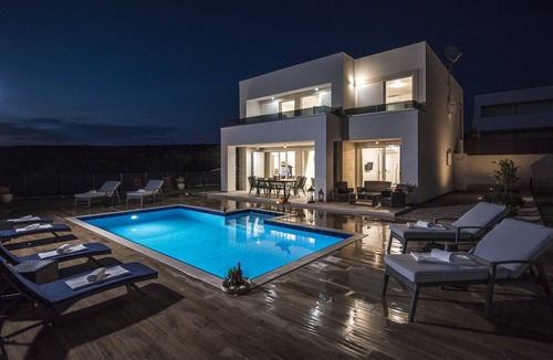 Novalja Villa | Luxury Villas Royal II with Private Pool