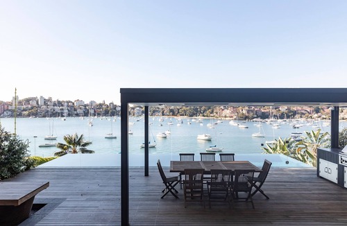 Darling Point Villa | Luxury Villas Sutherland (Heated Pool)