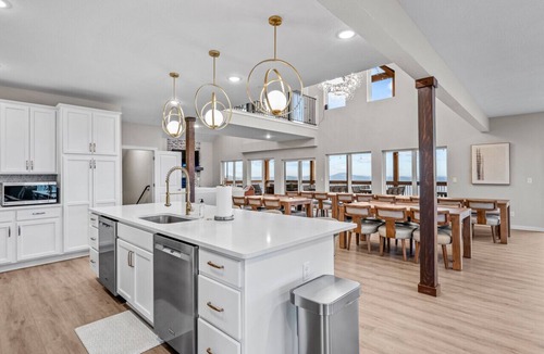 Kimberling City House | Luxury w/Epic Lake View & Private Pool: Cliffwater
