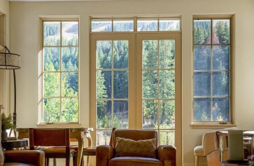 Warm Springs House | Luxury Warm Springs River Home