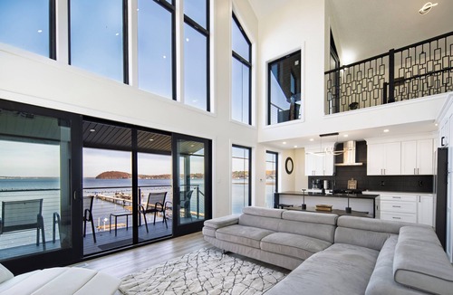 Saratoga Springs House | Luxury Waterfront & Lake Access