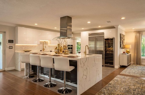 Fort Lauderdale Villa | Luxury Waterfront | Pool, Sauna, Playground & more