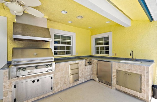 Hobe Sound Apartment | Luxury Waterfront Paradise