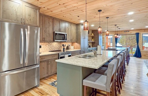 Inlet House | Luxury Waterfront Townhome O3 - 4th Lake Inlet, NY