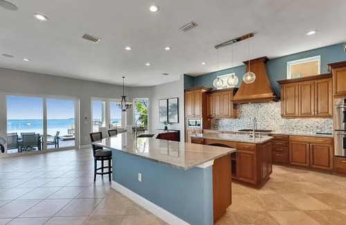 Apollo Beach House | Luxury Waterfront Paradise in Apollo Beach