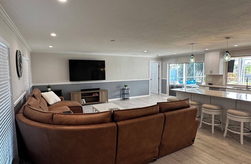 St. Petersburg House | Luxury Waterfront Home with private pool, hot tub, & dock