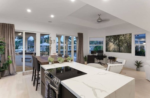 Wilton Manors House | Luxury Waterfront & Infinity Pool Paradise SLEEPS 8