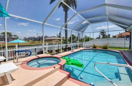 Fort Myers House | Luxury Waterfront Vacation Home with Dock and free heated Pool