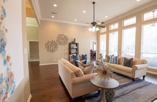 Lake Dallas House | Luxury Weekend Getaway.