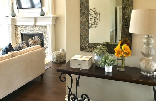 Lake Dallas House | Luxury Weekend Getaway.