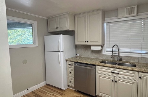 Monticello Condo | Luxury West 7th Fort Worth Stay - Walkable/Central