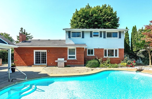 Historic Old Town House | Luxury Winery Country Retreat: Pool, Hot Tub and Games
