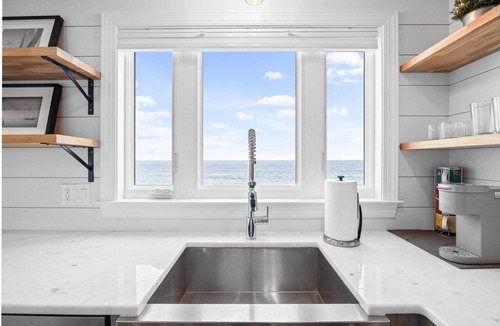 Scituate House | Luxury World Cup Home: Elegant Oceanfront Escape - Steps to the Shore | Minutes from Downtown