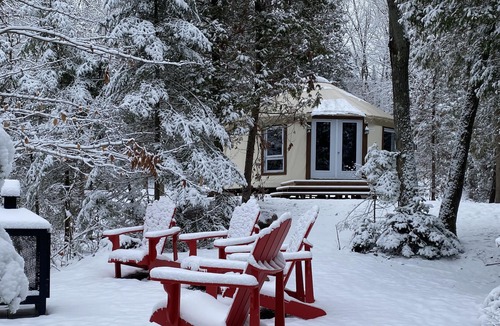 Notre-Dame-de-la-Merci Ski Chalet | Luxury yurt