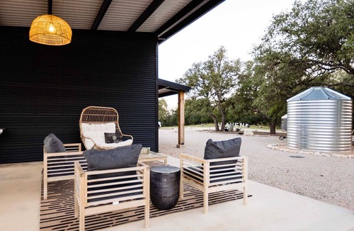 Fredericksburg House | Luxury Yurt in Fredericksburg - Malbec at Haven