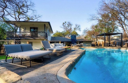 Barton Hills House | Luxury Zilker Home Pool Hot Tub Kitchen