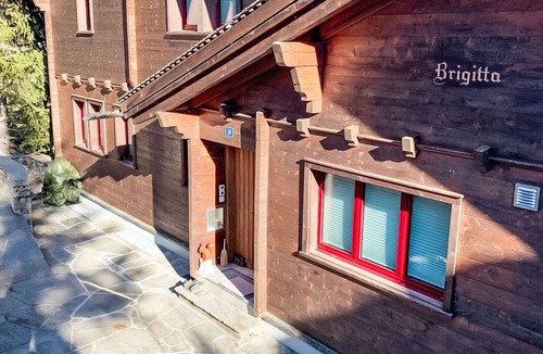 Arosa House | Luxus Alpenchalet Brigitta I by Interhome