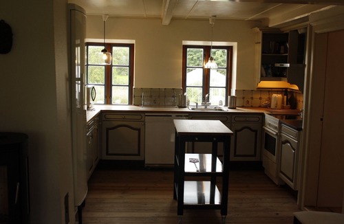 Esby House | Luxus Refugium for 16 Personen direkt am Kattegat: Strandhof mit Privatstrand
