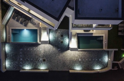Novalja House | Luxusvilla Travera mit privatem Pool und Jacuzzi by Interhome