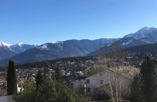 Flims Apartment | Luxuswohnung mit direktem Zugang zur Skipiste by Interhome