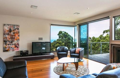 Lorne House | LVista Lorne