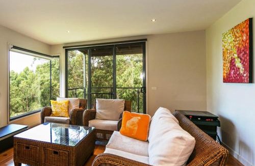 Lorne House | LVista Lorne