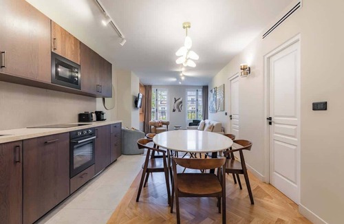 Arsenal Apartment | LX11 Beaumarchais 4G