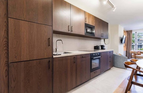 Arsenal Apartment | LX11 Beaumarchais 4G
