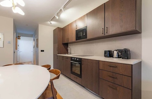 Arsenal Apartment | LX11 Beaumarchais 4G