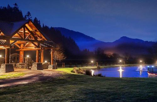 Port Orford Villa | LX28: Gold Beach Oceanfront Estate