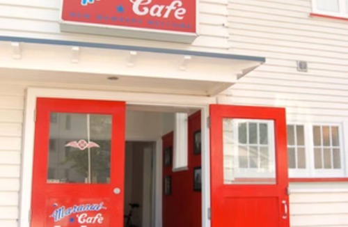 Lyall Bay House | Lyall Bay retreat