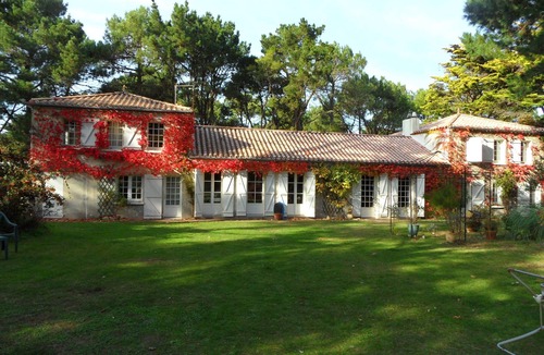 Les Moutiers-en-Retz Ski Chalet | Lyarne - Charming chalet by the sea