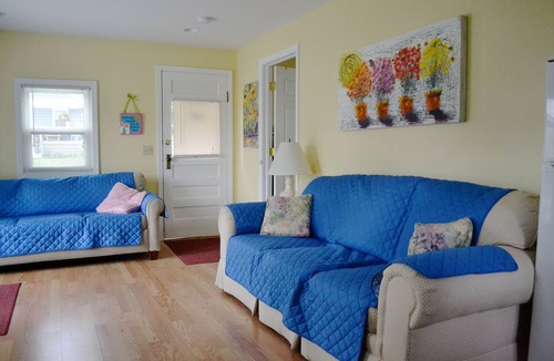 Port Austin Cottage | LYC Cottage #1