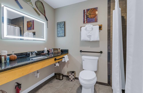 Stanardsville House | Lydia Legends Rm. 111
