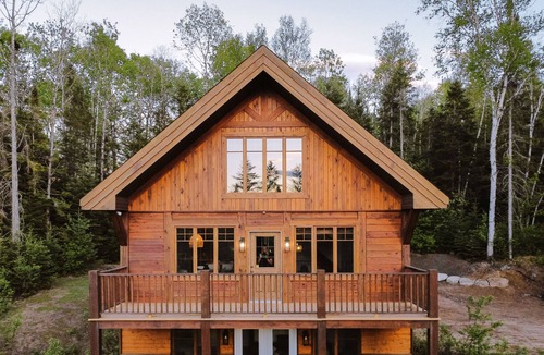 Notre-Dame-de-la-Merci House | Lykke St-Donat | Spa, Sauna & Regional Park (2min from the beach by car)