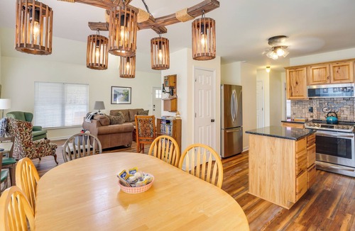 Hickman House | Lyles Peaceful Creekside Home: Hot Tub & Fire Pit